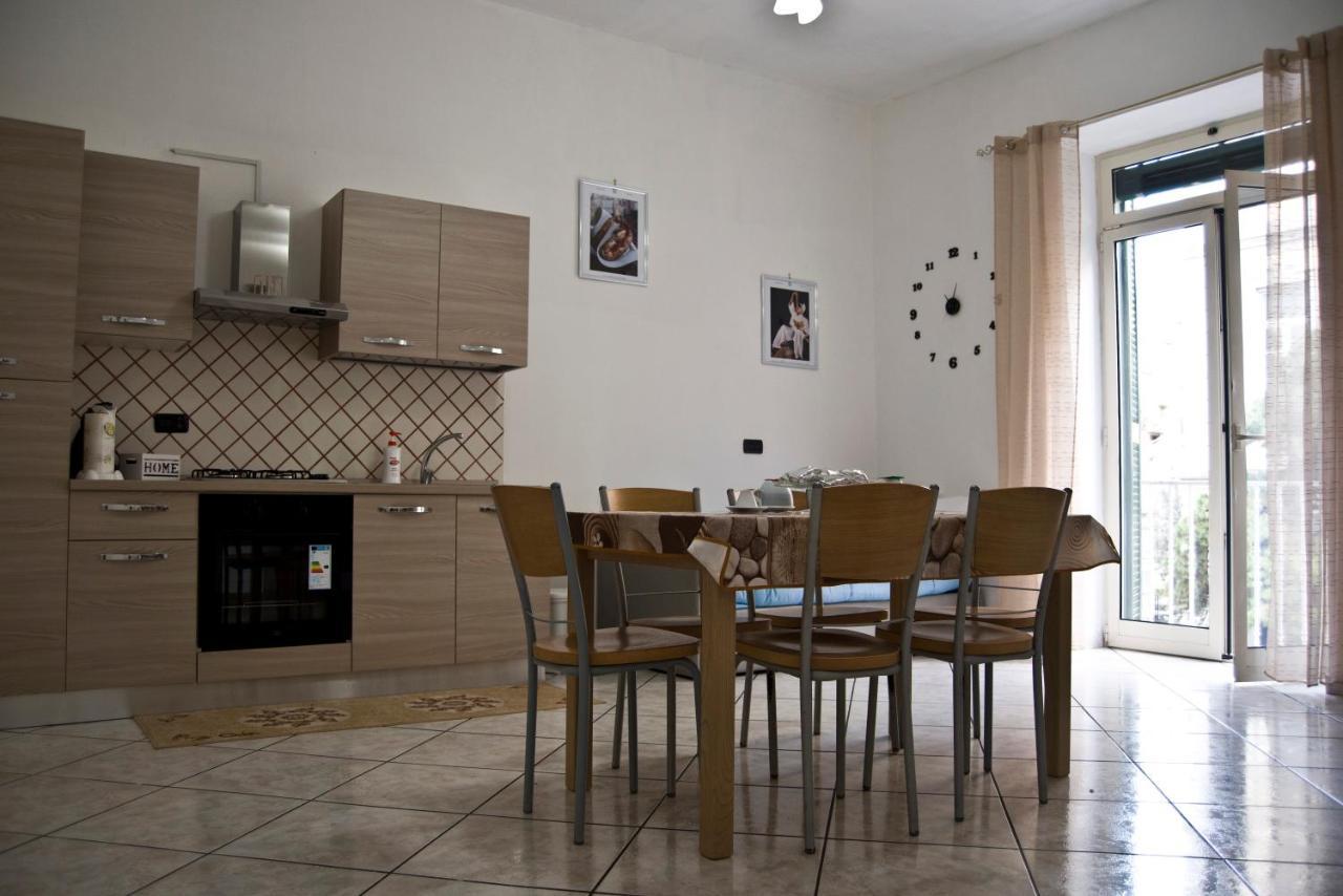 Dreaming Napoli Apartment ภายนอก รูปภาพ